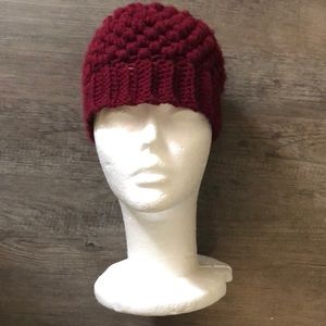 Crochet beanie pony tale hat (burgundy color)